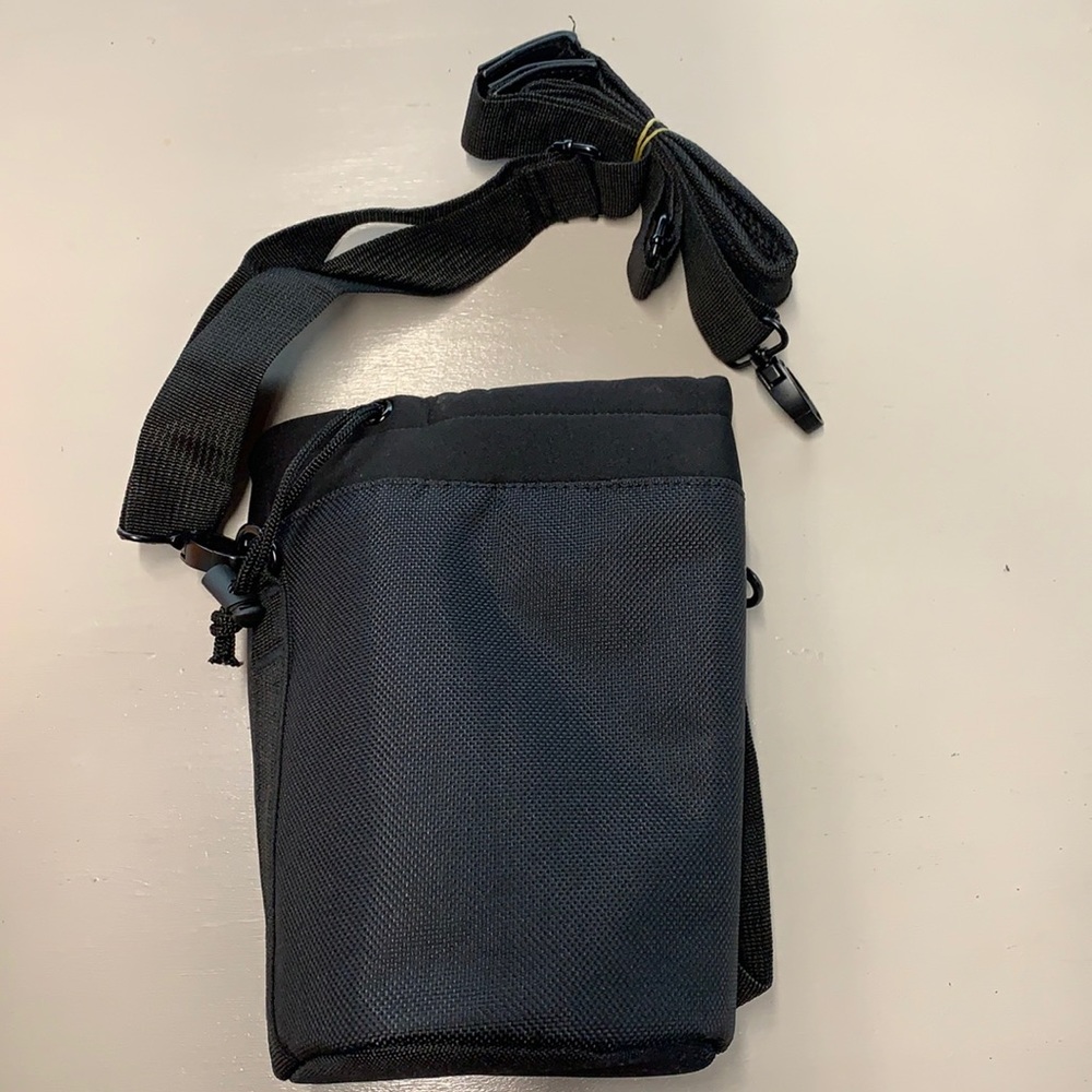 64oz bottle carrier
